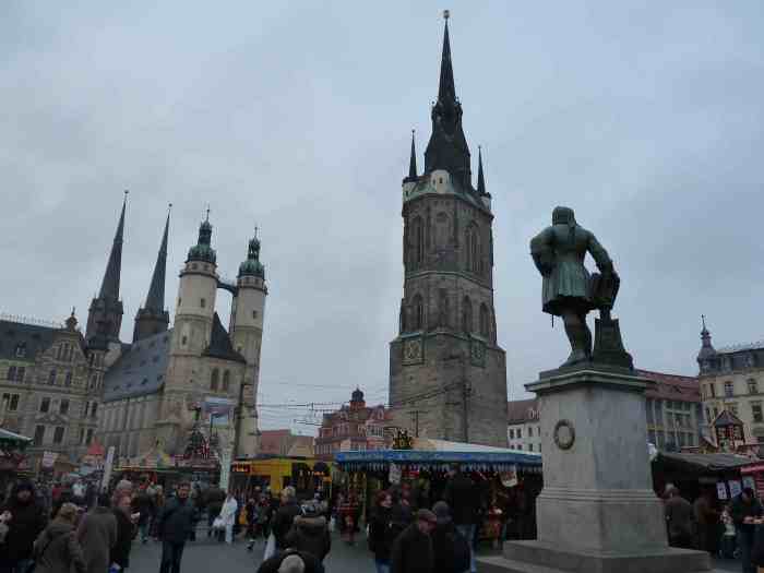 The cathedral churches and the statue of George Friedrich Handel at Halle (Saale)'s city center. Photo taken in 2012